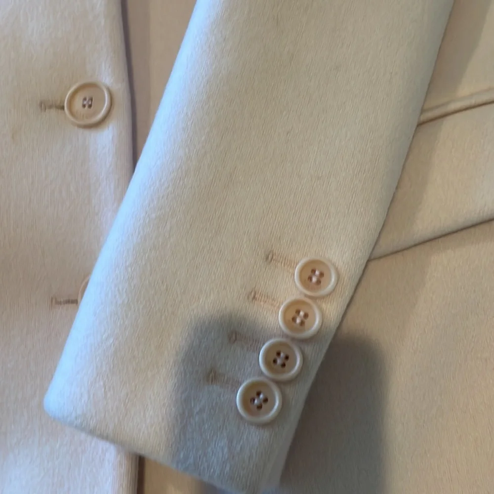 Perfect condition pink givenchy jacket - Picture 6 of 10